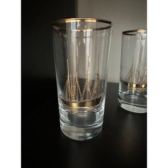 Vintage Set of 4 Midcentury 22K Gold Embossed Clipper Ship Glasses - Picture 5 of 8